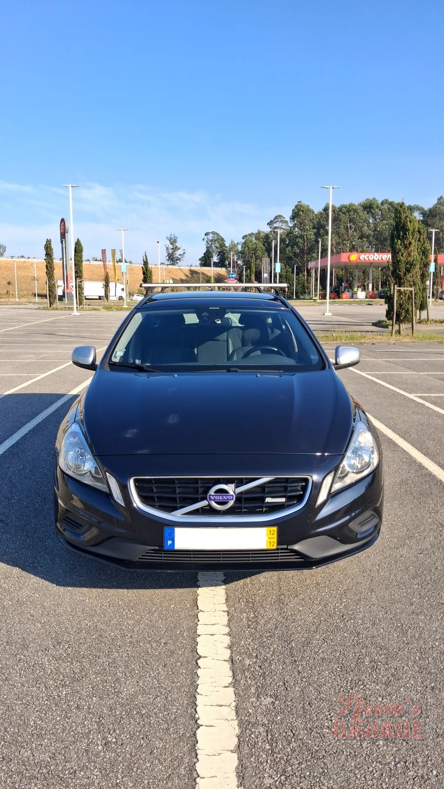 Exterior 3 9