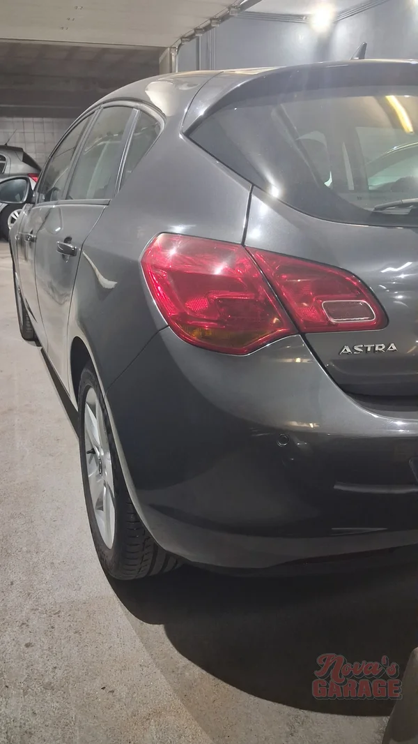 Exterior 18