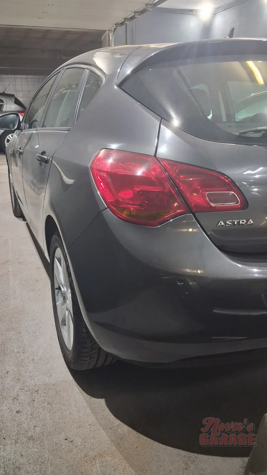 Exterior 18