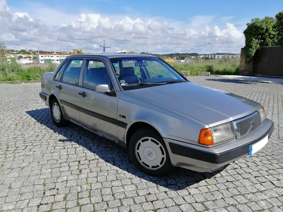 Volvo 460 1